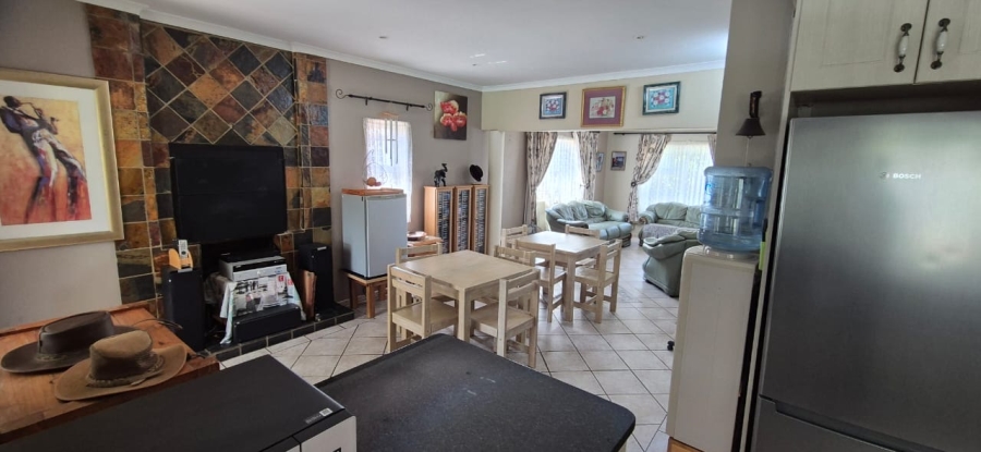 4 Bedroom Property for Sale in Summerstrand Eastern Cape